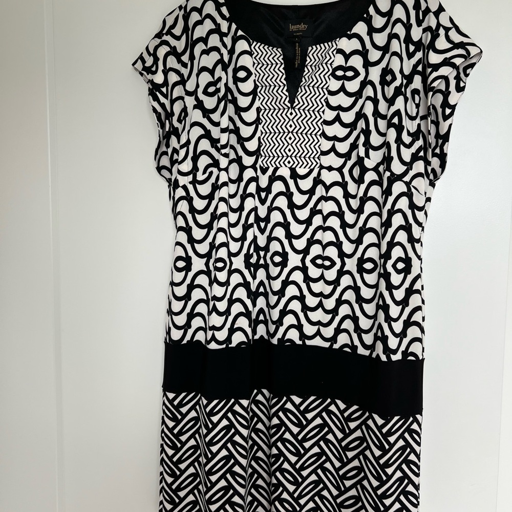 Black and White, size large, Laundry dress, worn twice.